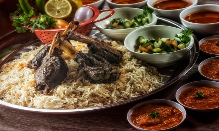 kochis-culinary-gem-tikka-and-kabab-ameens-top-rated-arabian-cuisine